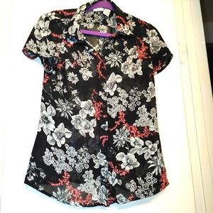 Covington Sheer Floral short sleeve blouse, Size 4
